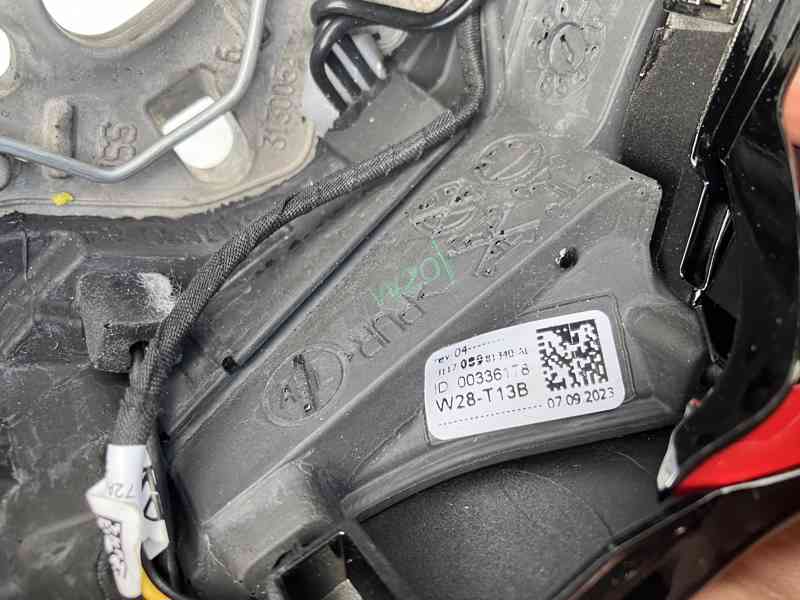 volant kůže DOTYK MULTI s řazením VW GOLF VIII GTI - foto 6