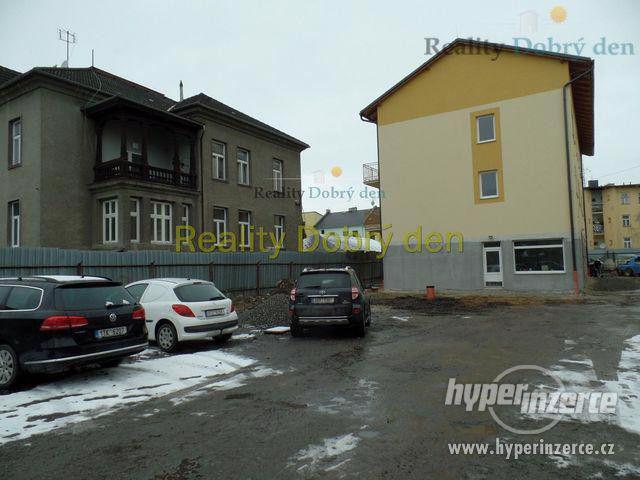 Pronájem 2+1 s balkonem, Nákladní, Opava - foto 3