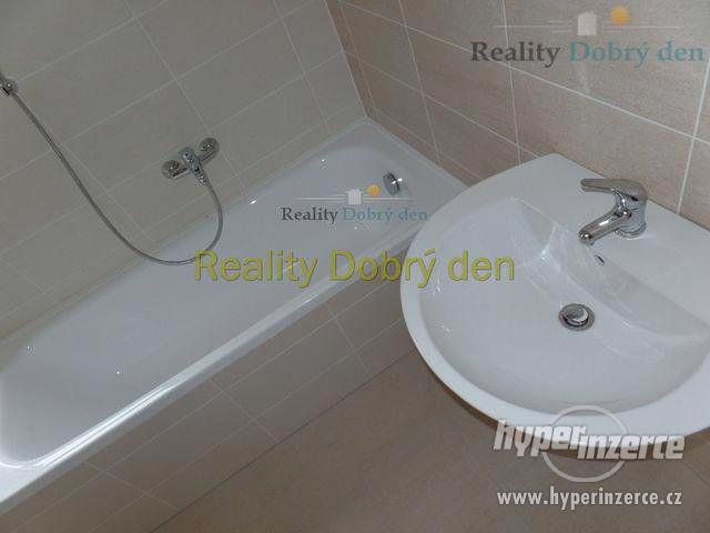 Pronájem 2+1 s balkonem, Nákladní, Opava - foto 12