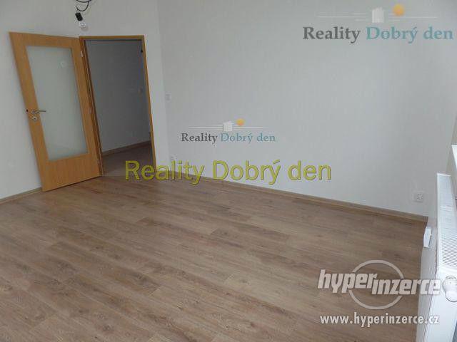 Pronájem 2+1 s balkonem, Nákladní, Opava - foto 18