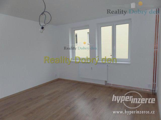 Pronájem 2+1 s balkonem, Nákladní, Opava - foto 21