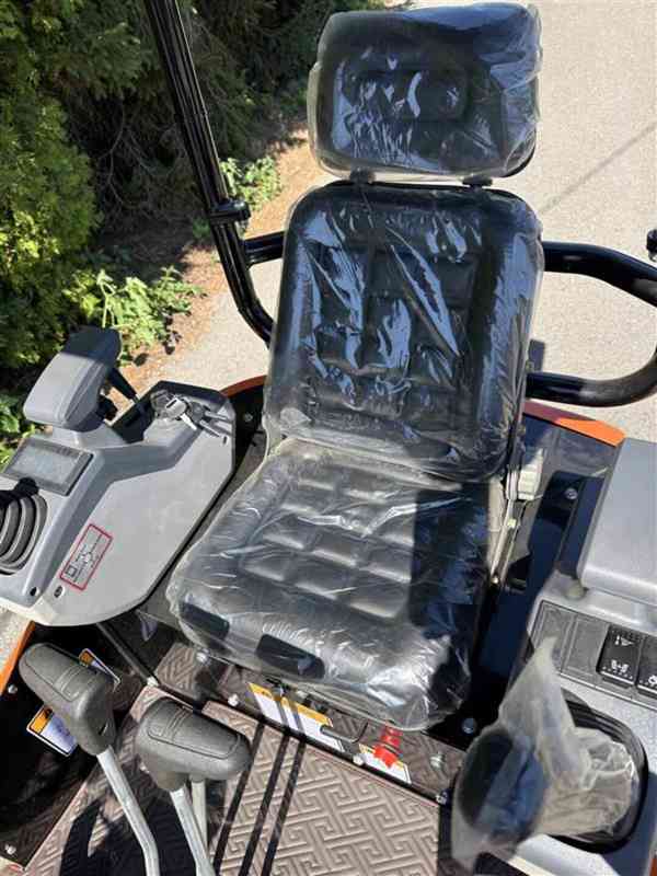 Bagr CRONA CR18 s motorem KUBOTA, mimoosý, RP - foto 7