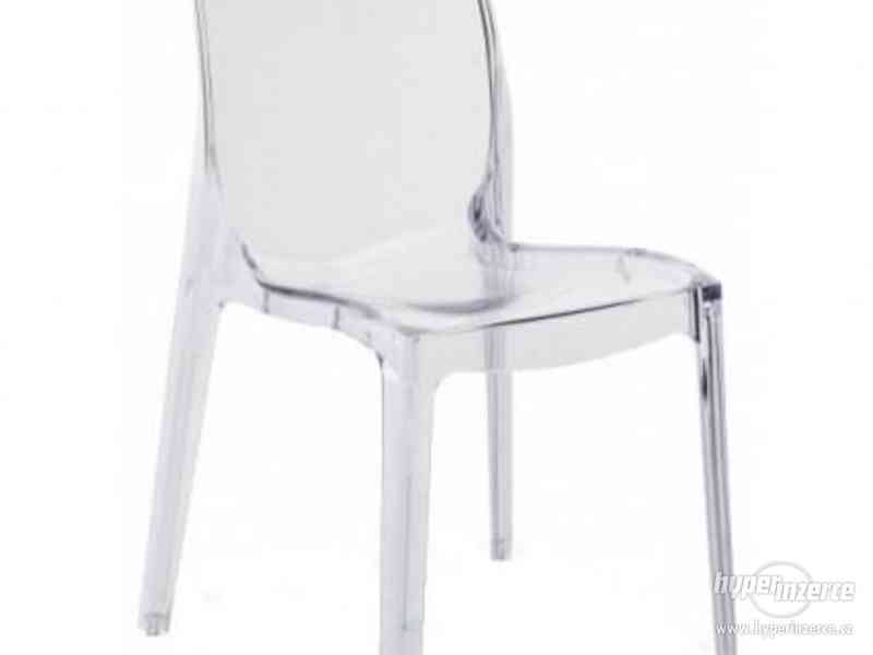 Plastová transparentní židle - foto 1