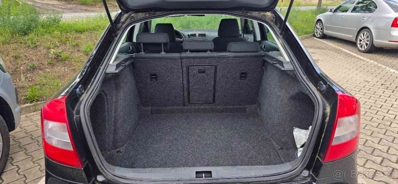 Škoda Octavia 1,6 - foto 5
