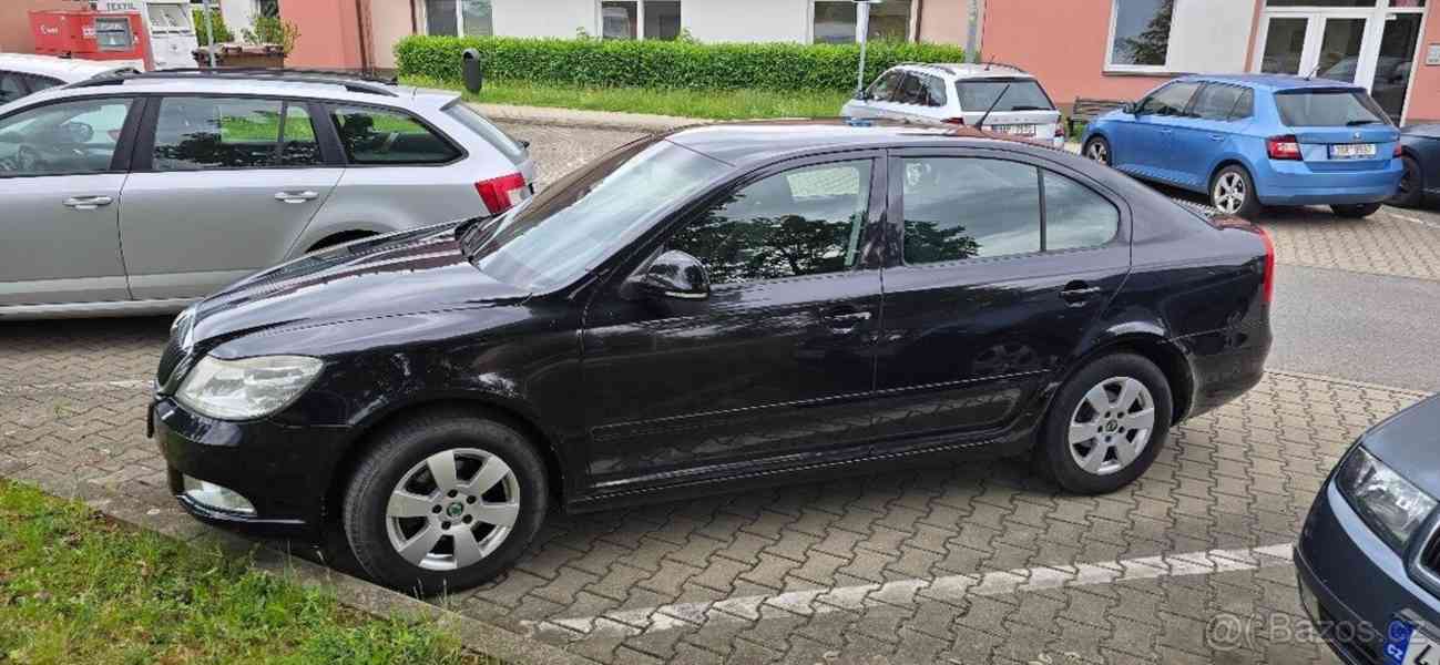 Škoda Octavia 1,6 - foto 4