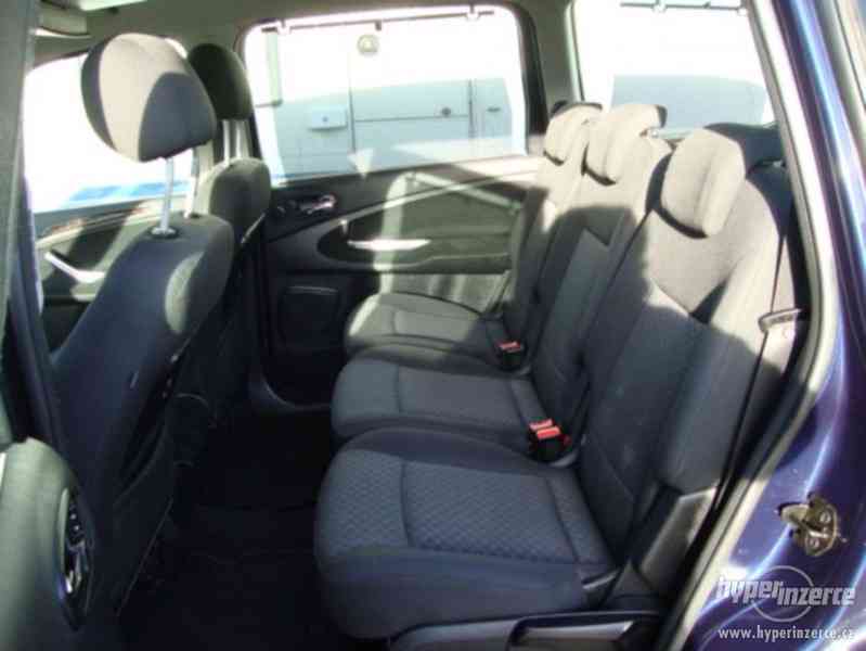 Ford Galaxy 2.0 TDCi Ghia - foto 12