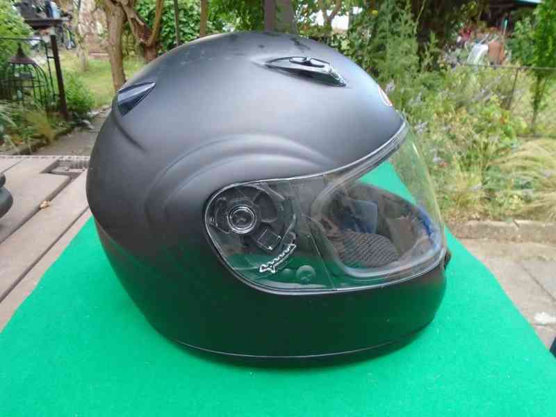 Značková helma přilba na motorku moto Akira M 57-58 cm Japan - foto 2