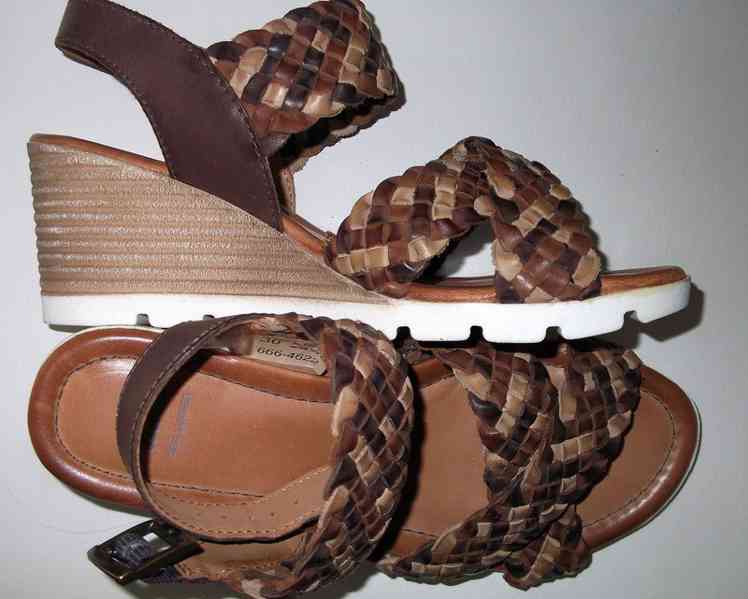 Nové  hezké  kožené sandály Baťa # veikost 36 - foto 1