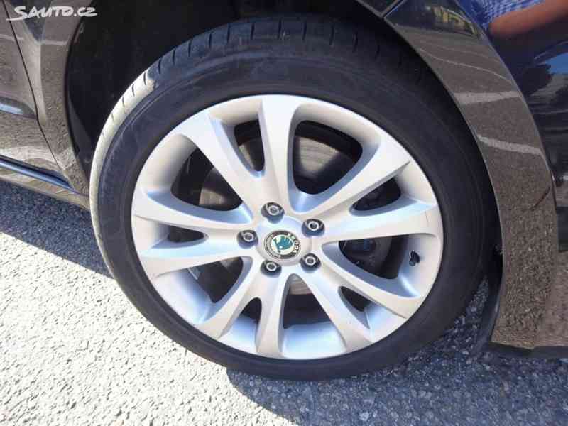 Škoda Superb 2.0 TDI Combi r.v.2011 (103 kw) Family - foto 20
