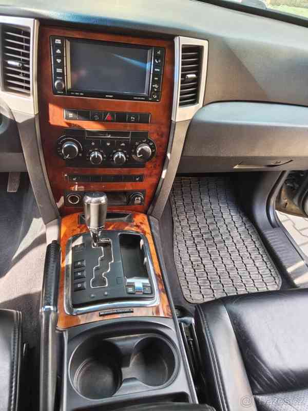 Jeep Grand Cherokee 3,0   diesel 160 kw - foto 32