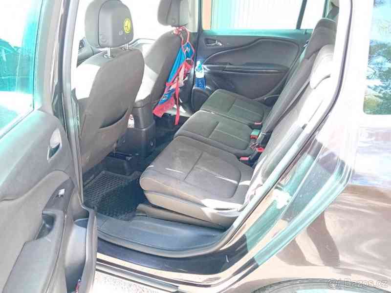 Opel Zafira 2,0   96kw 7 míst 288 000km - foto 14