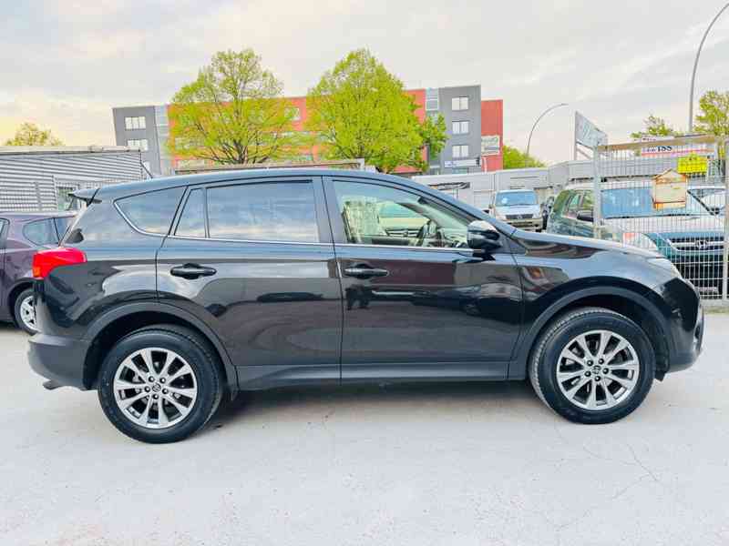 Toyota RAV 4 2,0i Edition-S 4x4 benzín 112kw - foto 4