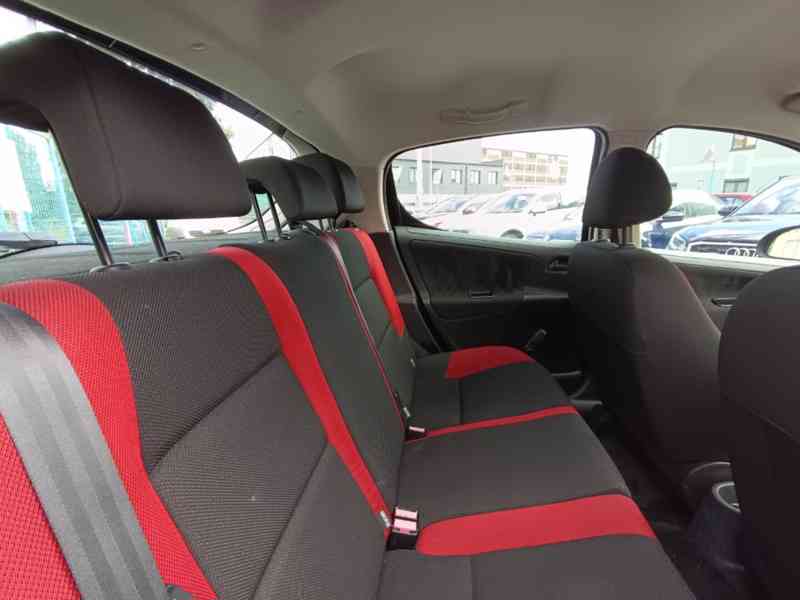 PEUGEOT 207 1,4i Comfort ČR Klima - foto 14