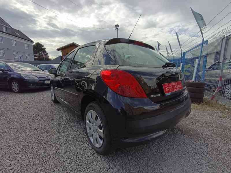 PEUGEOT 207 1,4i Comfort ČR Klima - foto 12