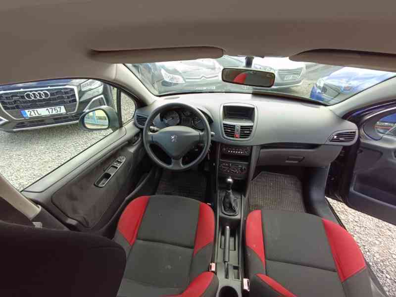 PEUGEOT 207 1,4i Comfort ČR Klima - foto 15
