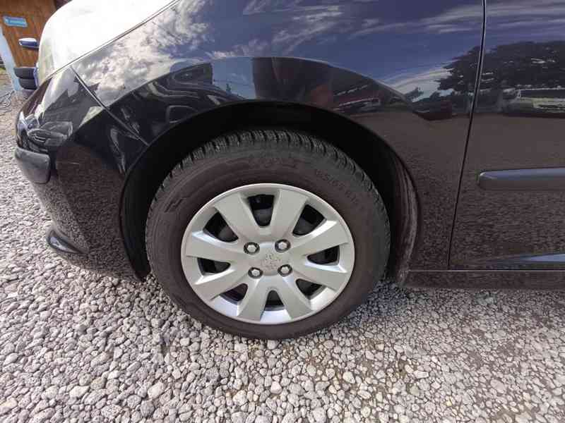 PEUGEOT 207 1,4i Comfort ČR Klima - foto 19