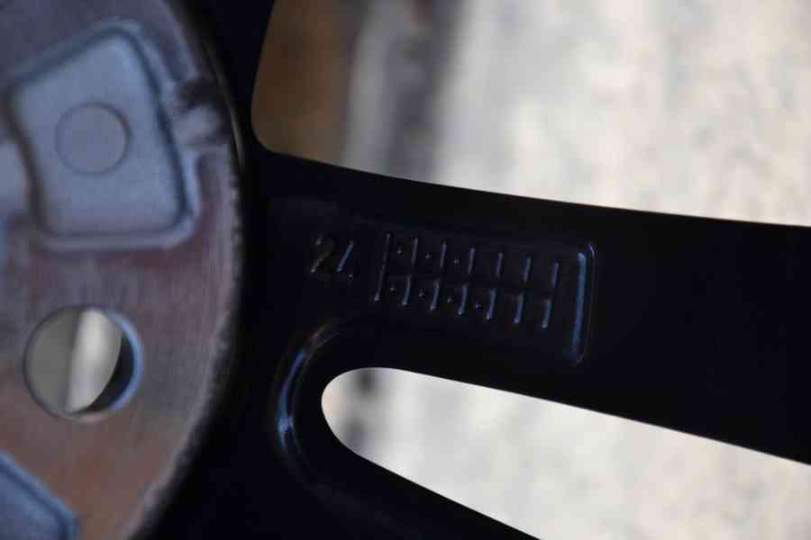 Š.Fabia IV/VW Polo. S.Ibiza -NOVÁ zimní ALU sada 195/55R16 - foto 12