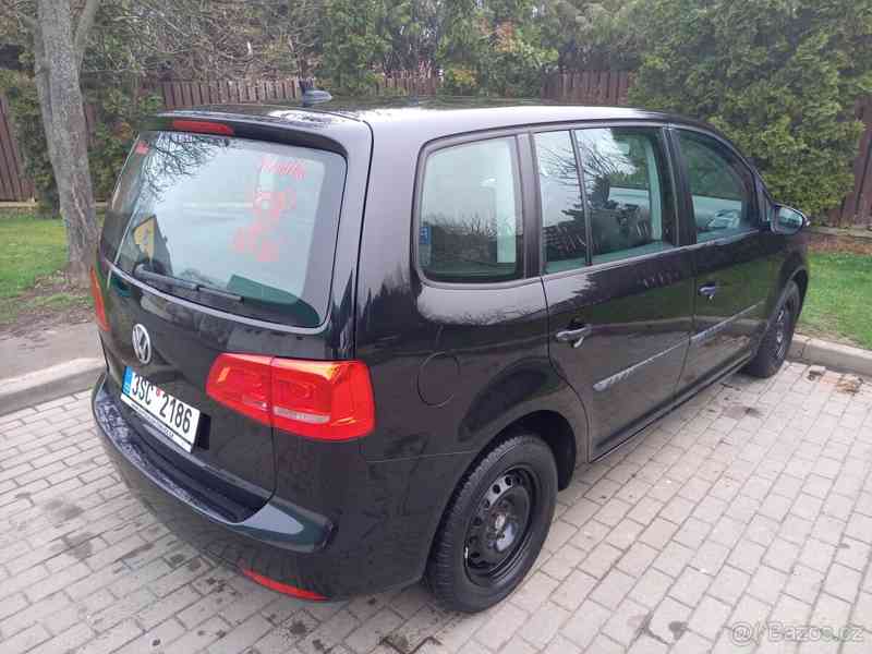 VW Touran 1.6 TDI r.v. 2012 - foto 8