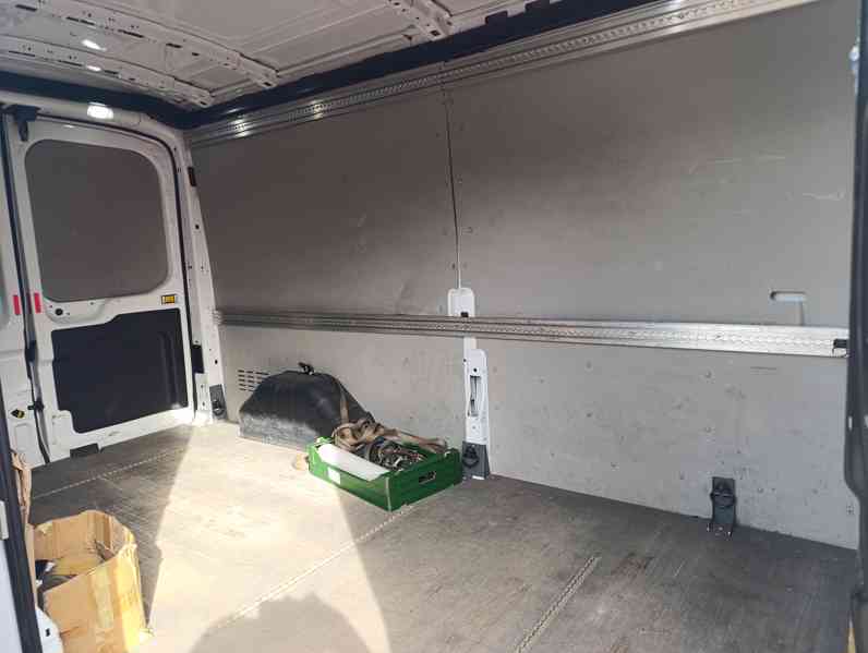 FORD TRANSIT FCD skříňový - foto 6