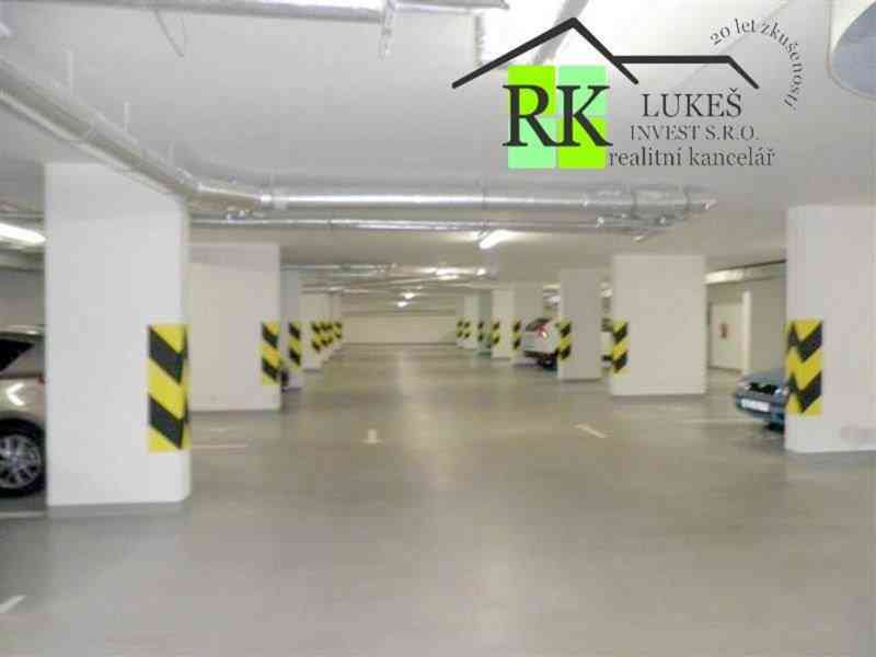 Praha 5 - Stodůlky, byt 2+kk/B. Garáž. stání. - foto 14