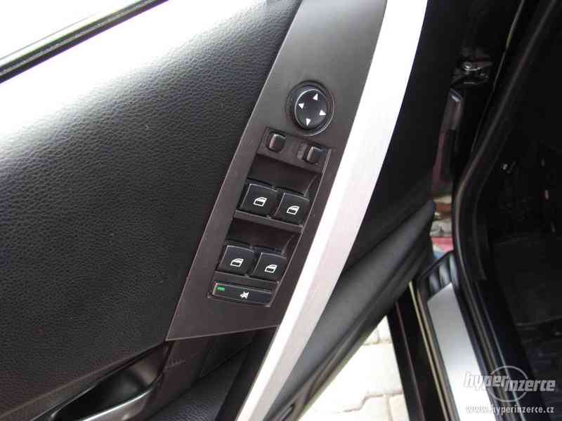 BMW 530 D Combi (r.v.-2005,maxi výbava) - foto 6