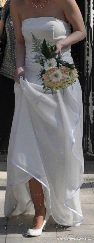 Prodám krásné jednoduché svatební šaty - foto 1