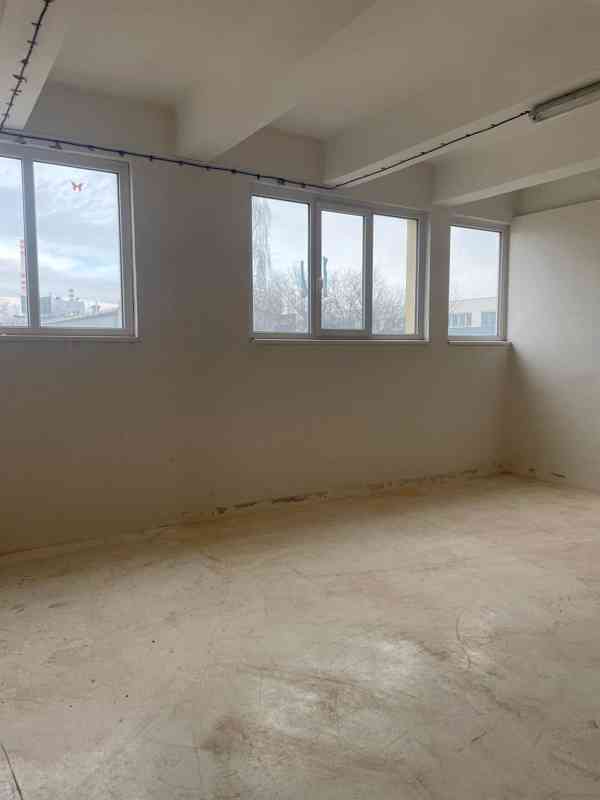 Sklad / zkušebna / ateliér / kancelář / dílna Praha - foto 3