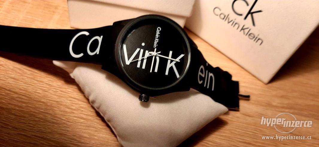 Calvin Klein hodinky černé - foto 5