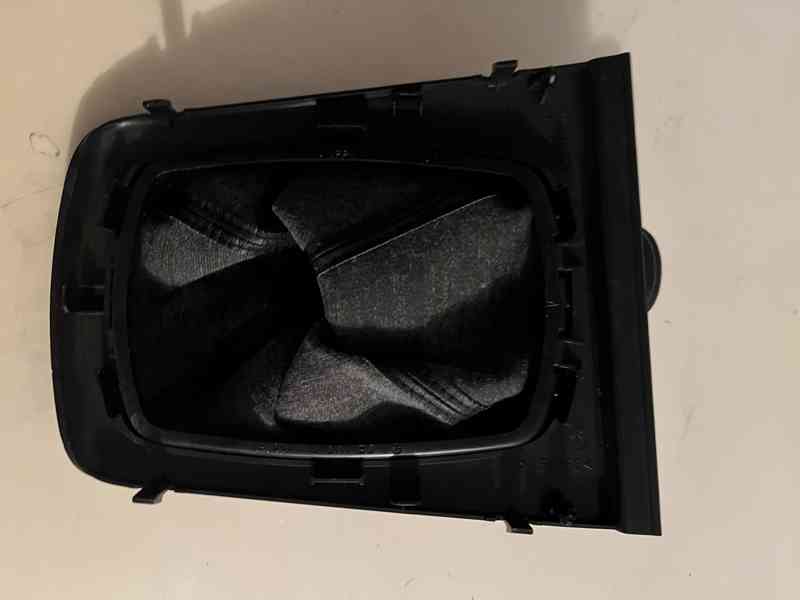 Řadička - hlavice 4x4 OCTAVIA I. s manžetou - foto 6