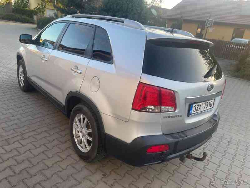 Kia Sorento 2,2 crdi automat - foto 5