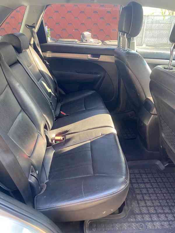 Kia Sorento 2,2 crdi automat - foto 3