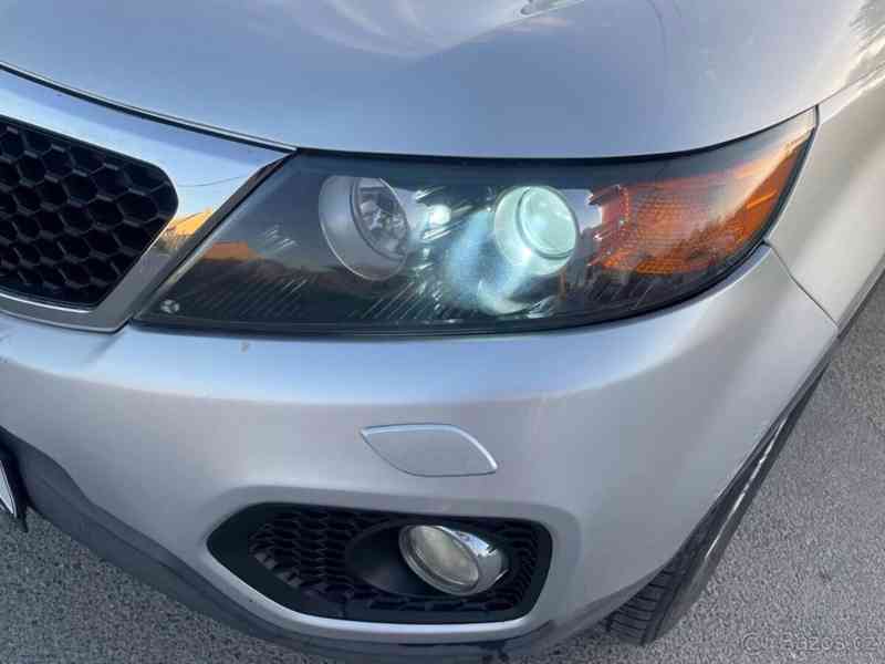Kia Sorento 2,2 crdi automat - foto 8