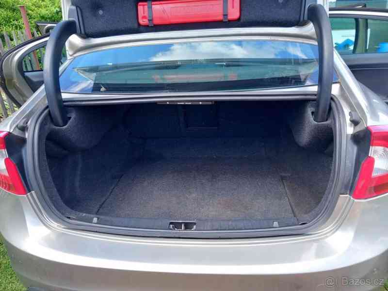 Volvo S60 D3 komplet po servisu - foto 21