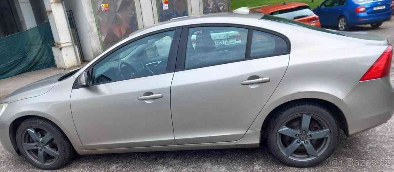 Volvo S60 D3 komplet po servisu - foto 3