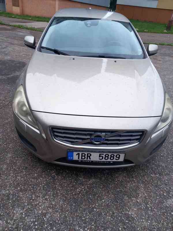 Volvo S60 D3 komplet po servisu - foto 1