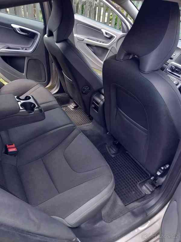 Volvo S60 D3 komplet po servisu - foto 18