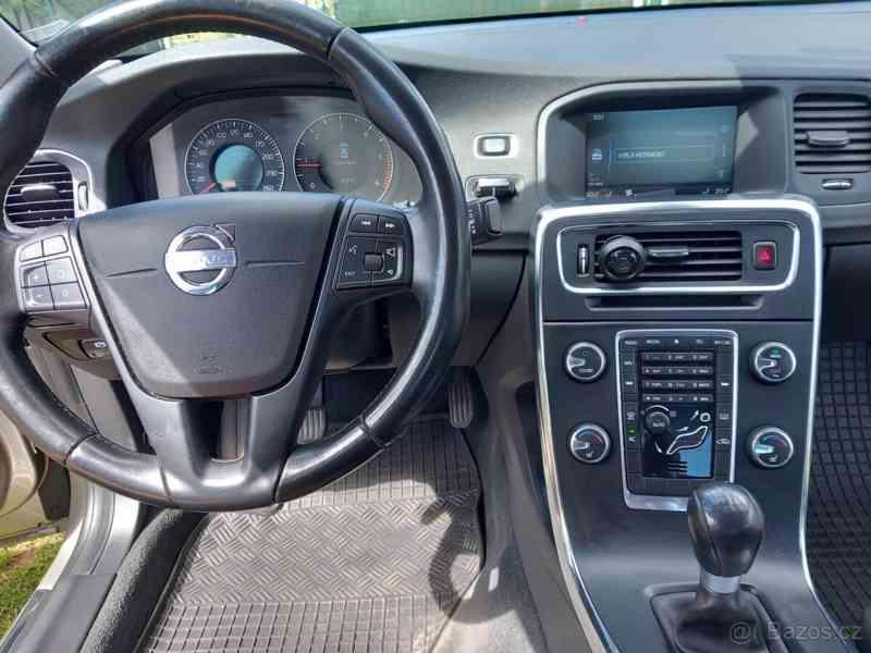 Volvo S60 D3 komplet po servisu - foto 10