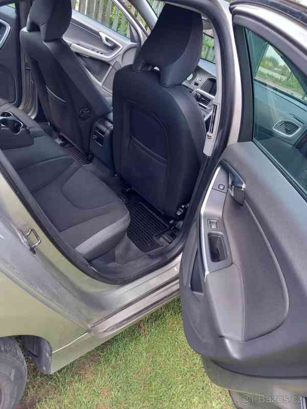 Volvo S60 D3 komplet po servisu - foto 16