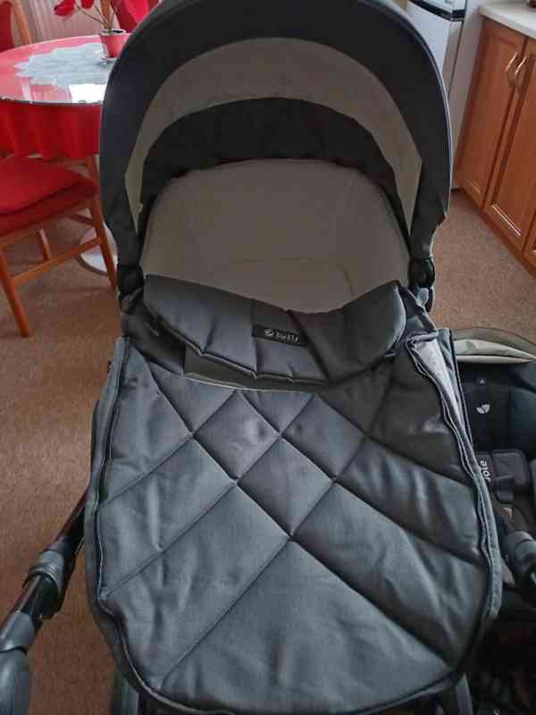 Kočárek Tutis Viva4 2v1 s autosedačkou Joie - foto 3