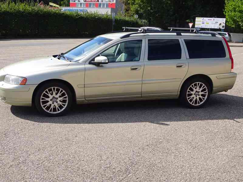 Volvo V70 2.5 tdi D5 r.v.2006 (136 kw) automat ČR - foto 3