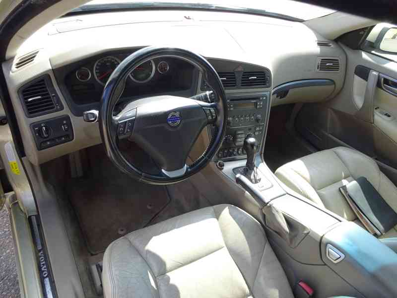 Volvo V70 2.5 tdi D5 r.v.2006 (136 kw) automat ČR - foto 5