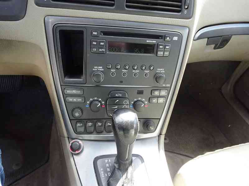 Volvo V70 2.5 tdi D5 r.v.2006 (136 kw) automat ČR - foto 7