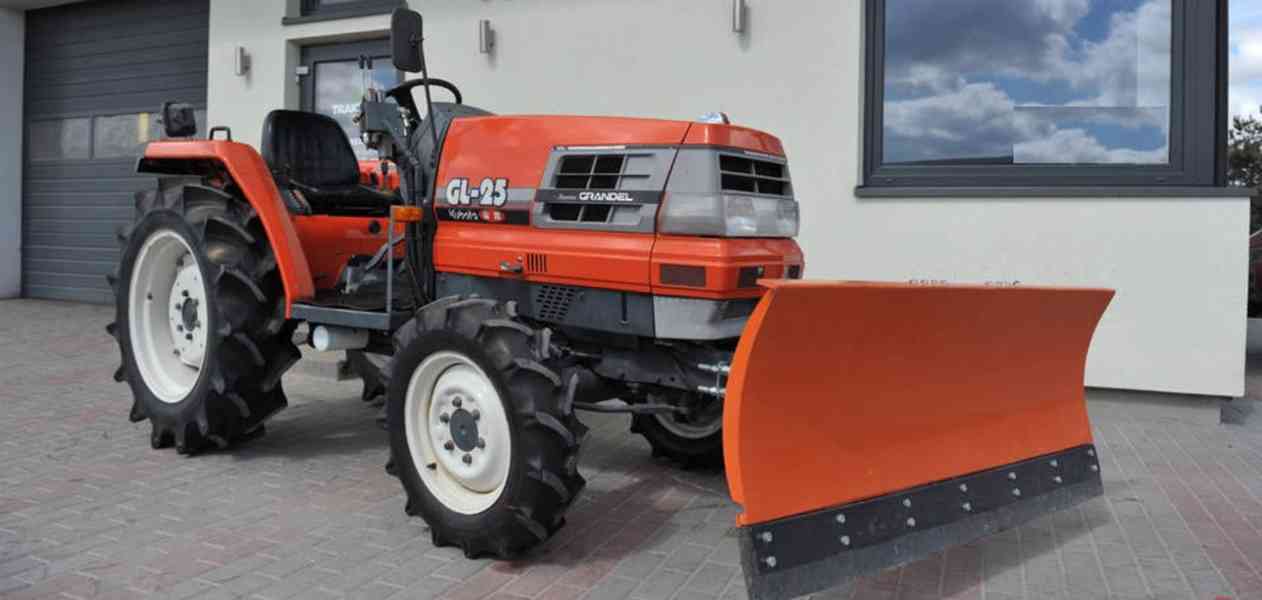 Traktor Kubota GL25 4x4  - foto 11