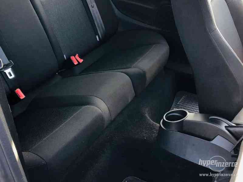 Prodám Seat Ibiza 1.4, 16V, 85PS, 3dv,  r.v.12/2010 - foto 9