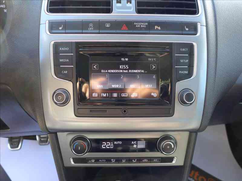 Volkswagen Polo 1,2 TSI HIGHLINE, 2X ALU KOLA - foto 13