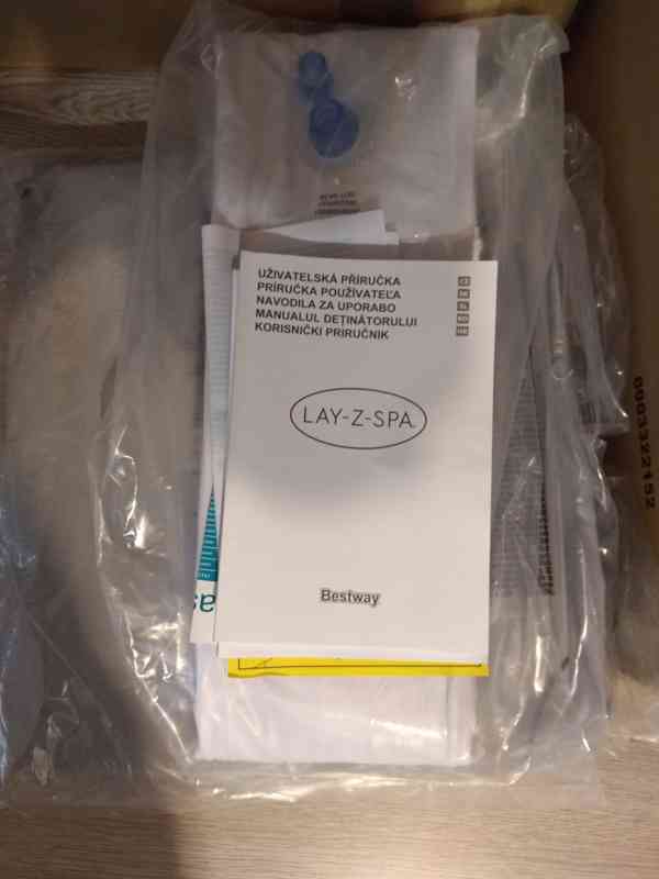 Prodám vířivku - foto 3