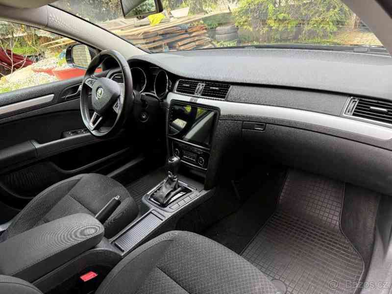 Škoda Superb 2,0   TDI 103Kw DSG - foto 9