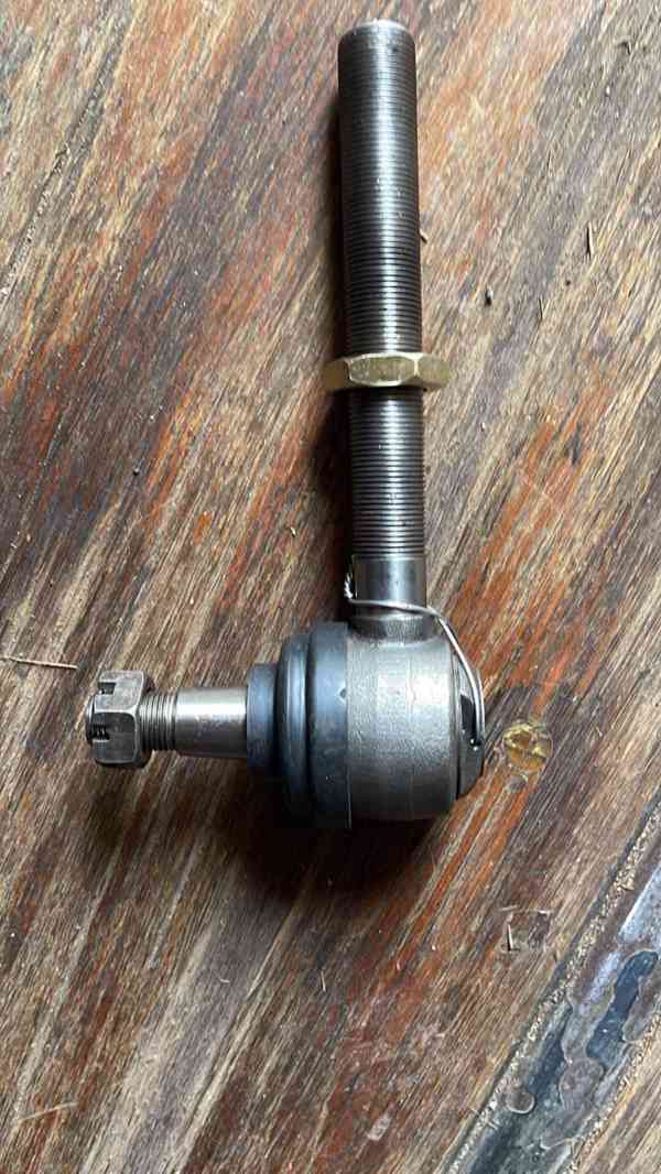 Čepy na rizeni  Belarus 952,1025,1221,bagr Belorus EO 2621 - foto 6