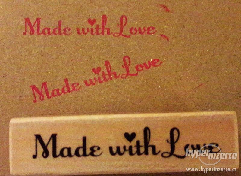 dřevěné razítko - Made with Love - foto 1