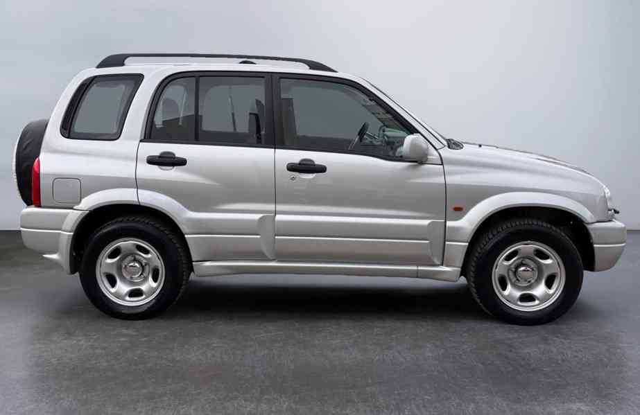 Suzuki Grand Vitara 2,5i V6 benzín 116kw - foto 8